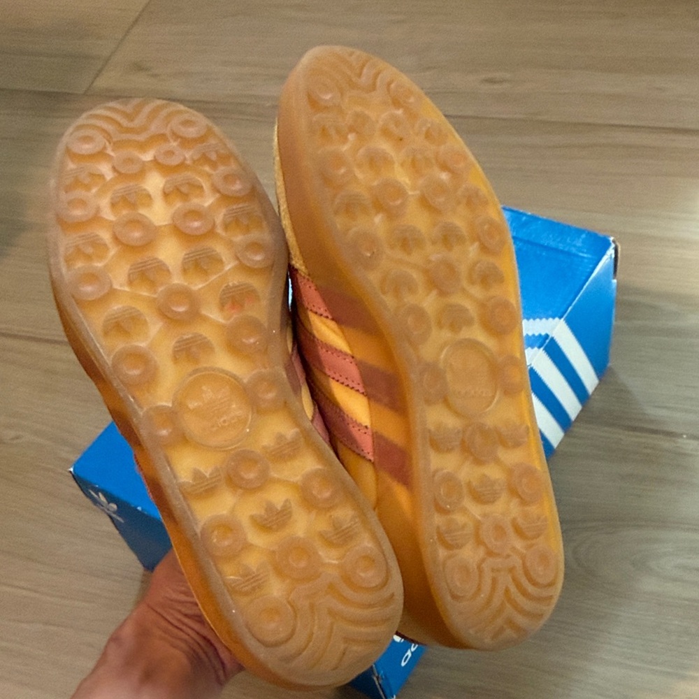 Adidas Yellow and Pink Casual Sneakers - Picture 9 of 9